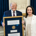 ¿Puede Trump quedarse con la medalla del Nobel de María Corina Machado?