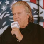 El Departamento de Justicia pide que se desestime la acusación contra Steve Bannon